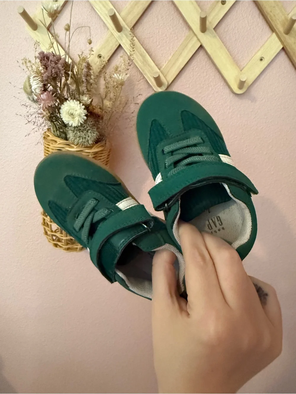Gap Kids Green Velcro & Lace Casual Sneakers